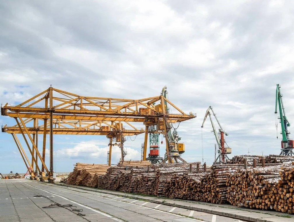 Cargo handling in Makhachkala Sea port decreases by 6%