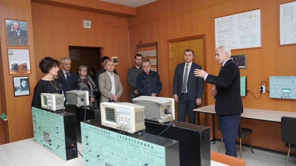 Team of DSTU scientists develop unique teaching and research stands