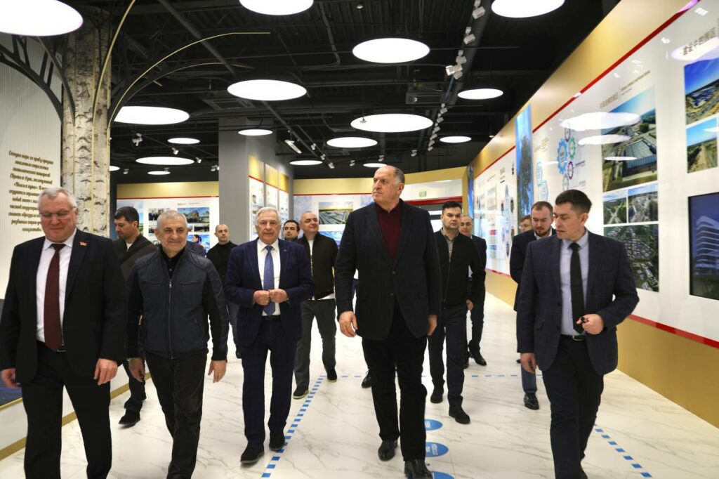 Prime Minister of Dagestan visits Velikiy Kamen industrial park in Minsk