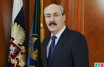 Daghestani Head Ramazan Abdulatipov congratulates orthodox christians on Easter