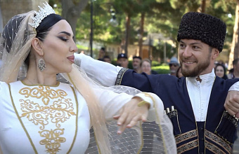 "Voices of proud peaks" photo exhibition opens in "Naryn-Kala" citadel in Derbent