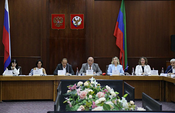 Dagestan among top Russian regions in spread of folk-art crafts