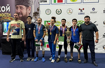 Dagestani weightlifters succeed at Akhmat Kadyrov memorial 