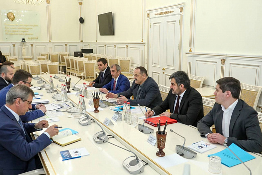 Sergei Melikov and Andrei Yumshanov discuss mechanisms of state support for investment projects in Dagestan